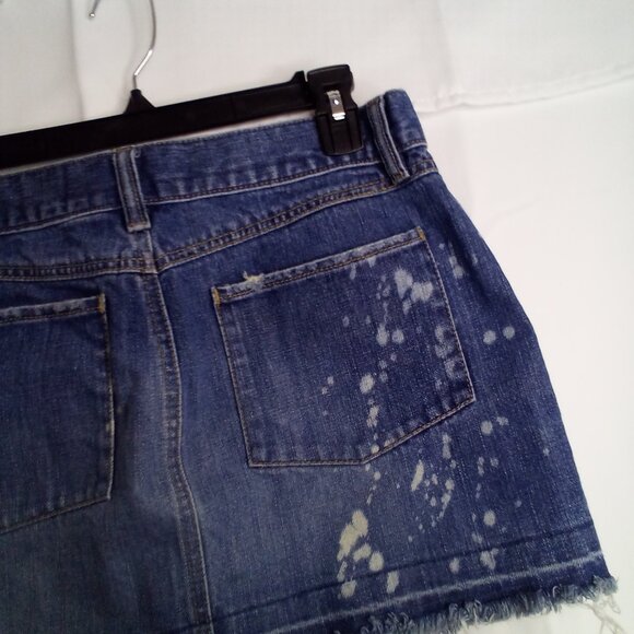 Old Navy Skirt Women 8 Denim Short Distressed Raw Hem Blue - Picture 14 of 15